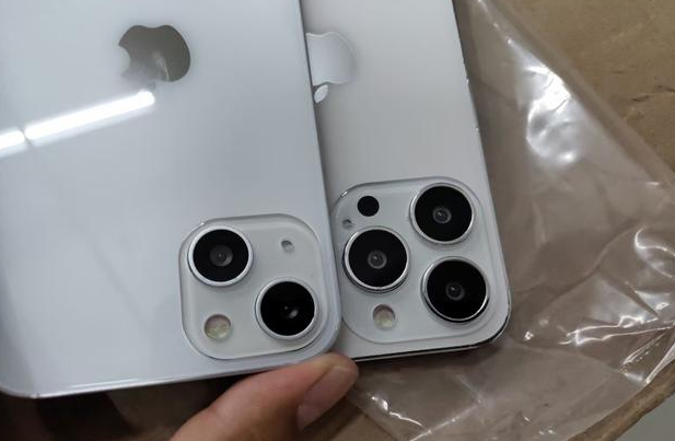 依安苹果手机维修分享iPhone 13‌机模长什么样 